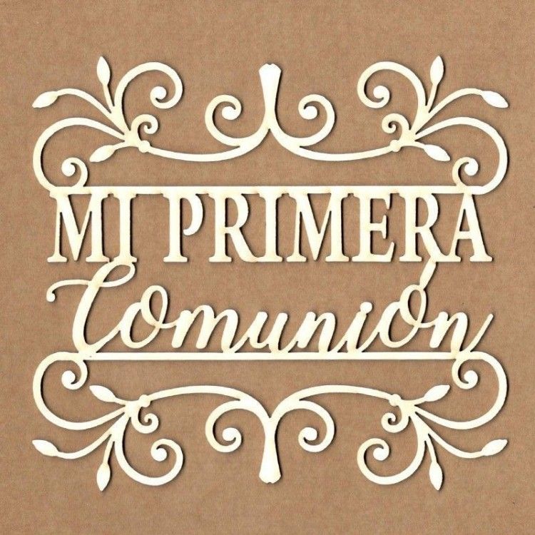 Maderita Mi primera comunión entre bordes