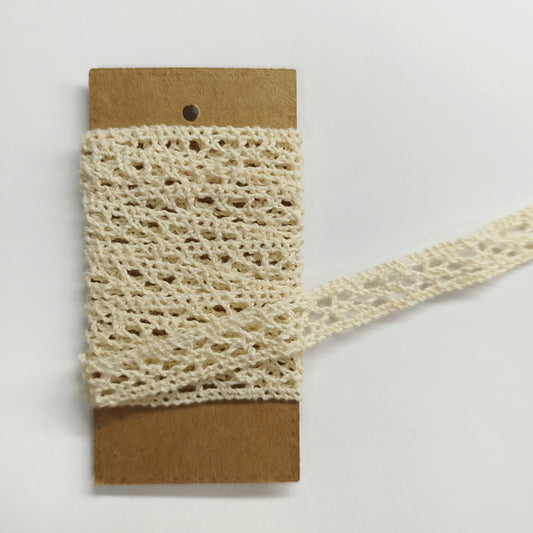 Cinta encaje beige modelo4 1m